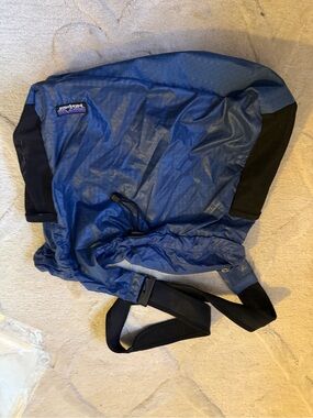 Patagonia Blue Drawstring Pack with Black Accents